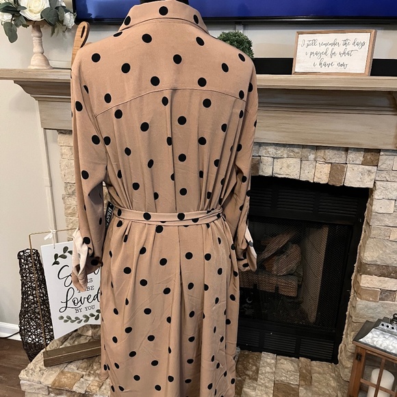 New York & Company Ladies Dress - Picture 2 of 5